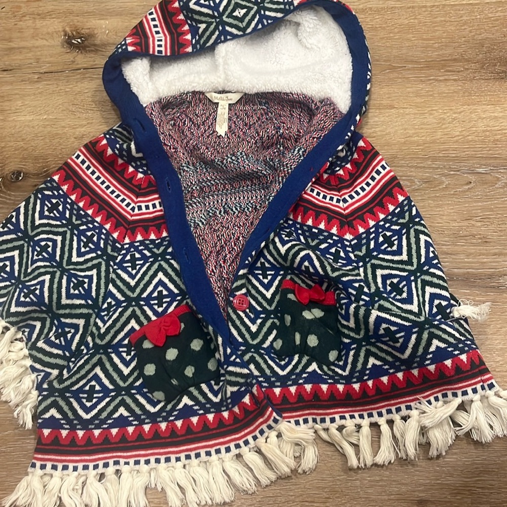Girls sweater /cape